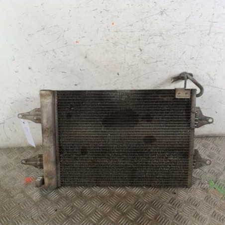 Radiateur clim VOLKSWAGEN POLO 4 Photo n°1