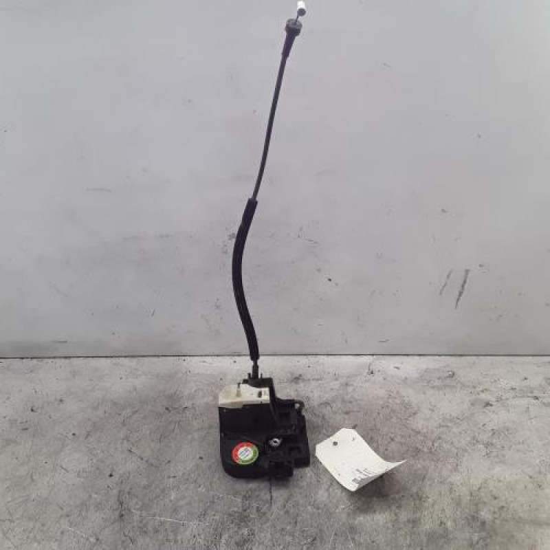 Serrure avant droit RENAULT CLIO 2 Serrure avant droit RENAULT CLIO 2