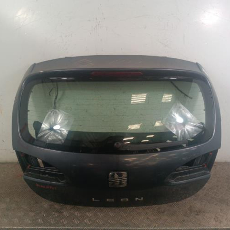 Malle/Hayon arriere SEAT LEON 2