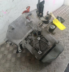 Boite de vitesses PEUGEOT 208 1 Photo n°4