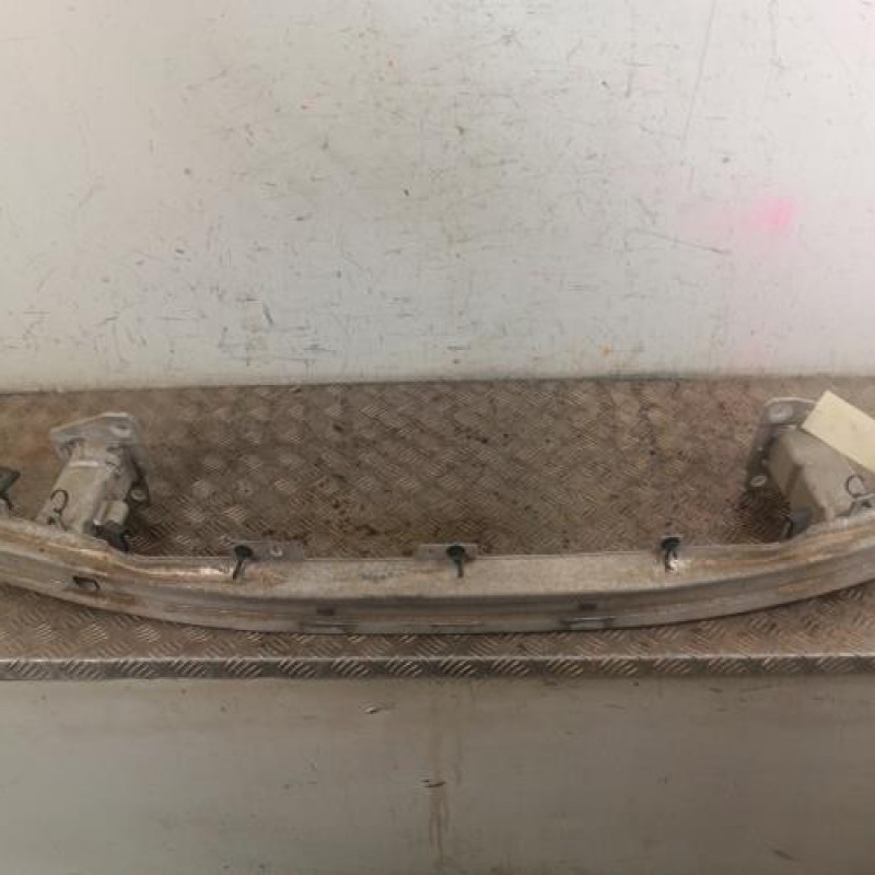 Renfort pare choc avant (traverse) RENAULT MEGANE 3