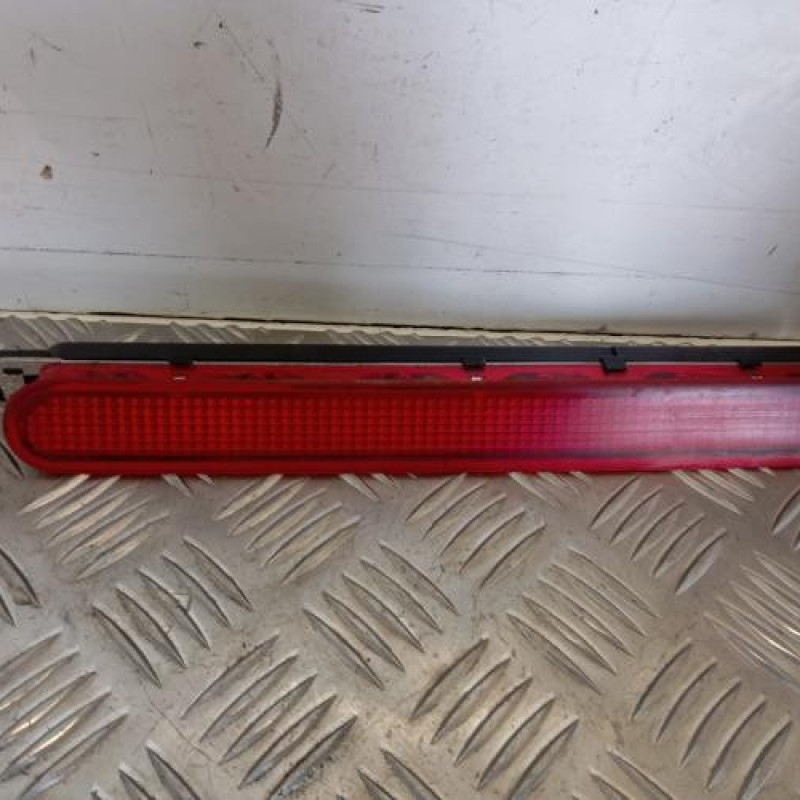 Feu arriere stop central SEAT AROSA Feu arriere stop central SEAT AROSA