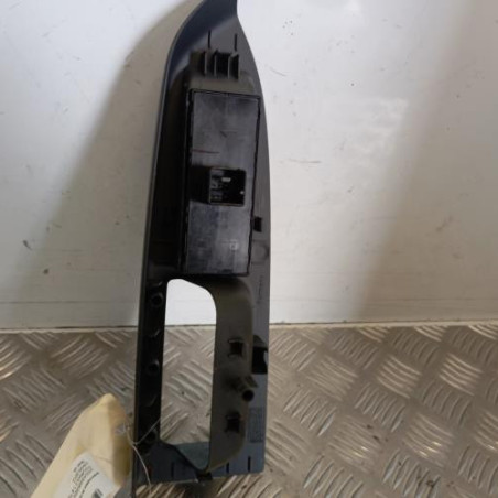 Interrupteur de leve vitre avant gauche VOLKSWAGEN TOURAN 2
