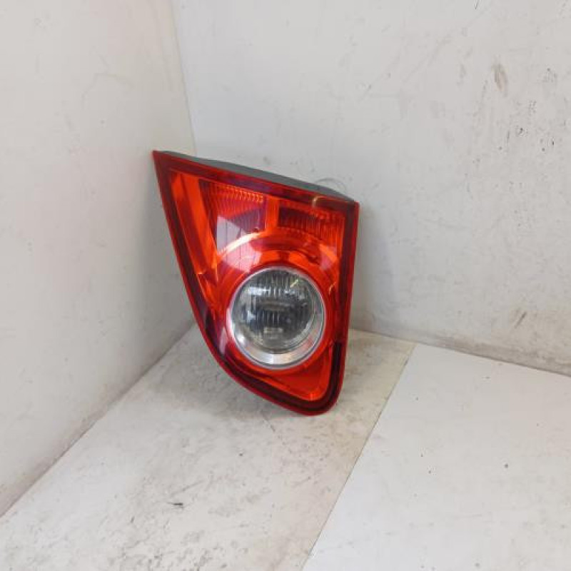 Feu arriere secondaire droit (feux) NISSAN QASHQAI 1 Feu arriere secondaire droit (feux) NISSAN QASHQAI 1