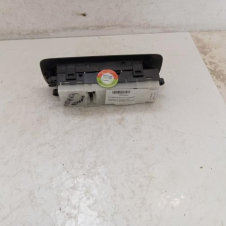 Interrupteur de leve vitre avant gauche NISSAN QASHQAI 1