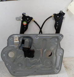 Leve vitre electrique avant droit NISSAN QASHQAI 1 Photo n°1