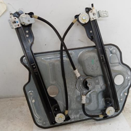 Leve vitre electrique avant droit NISSAN QASHQAI 1