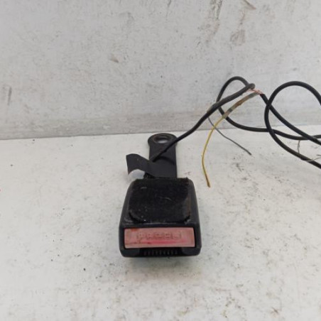Attache ceinture avant gauche PEUGEOT 206