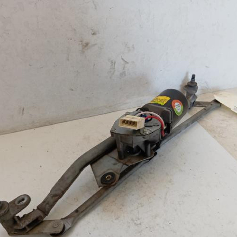 Moteur essuie glace avant CITROEN SAXO Moteur essuie glace avant CITROEN SAXO