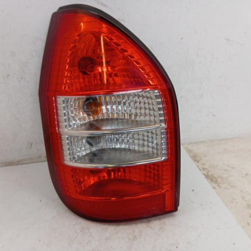 Feu arriere principal gauche (feux) OPEL ZAFIRA A Feu arriere principal gauche (feux) OPEL ZAFIRA A