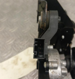 Moteur essuie glace arriere BMW SERIE 3 E91 Photo n°3