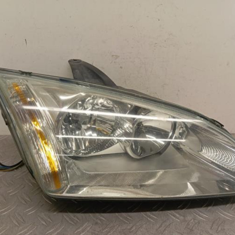 Optique avant principal droit (feux)(phare) FORD FOCUS 2