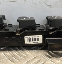 Interrupteur de leve vitre avant gauche HYUNDAI I 30 1