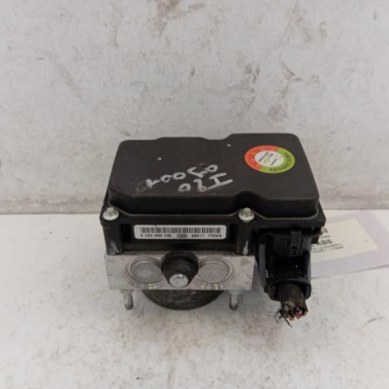 Bloc ABS (freins anti-blocage) HYUNDAI I 20 1 Bloc ABS (freins anti-blocage) HYUNDAI I 20 1