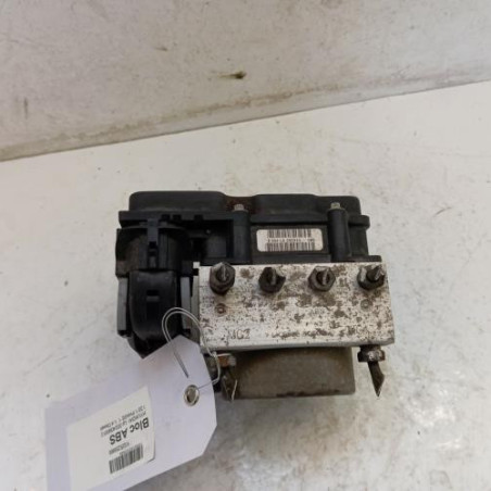 Bloc ABS (freins anti-blocage) HYUNDAI I 20 1