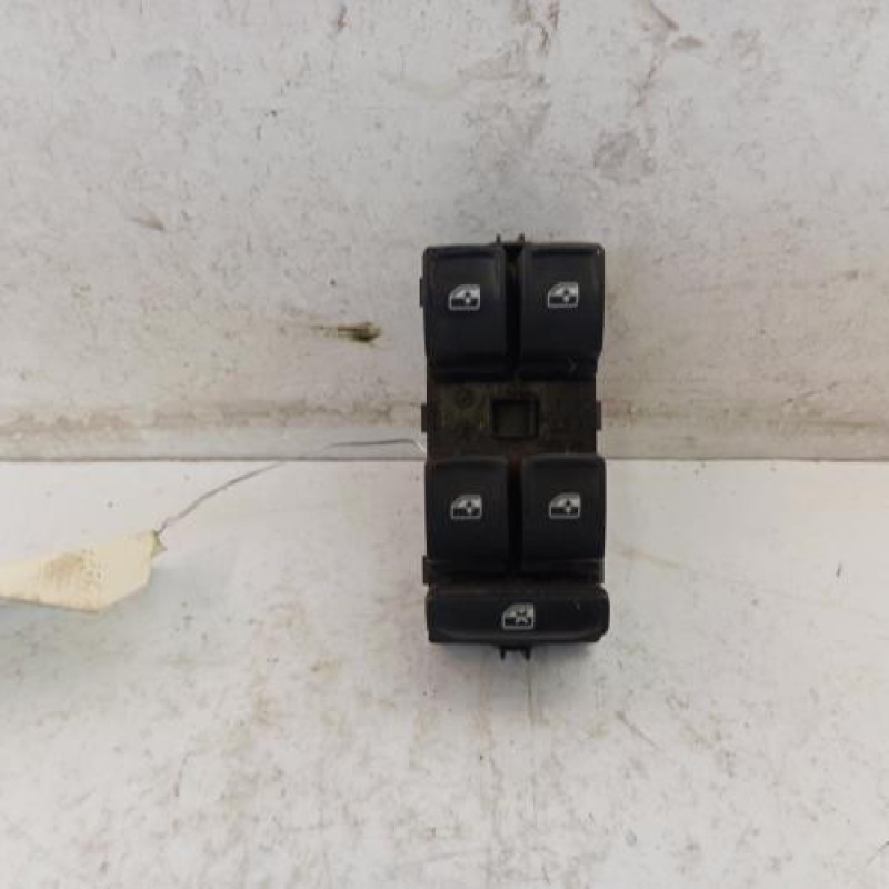 Interrupteur de leve vitre avant gauche VOLKSWAGEN GOLF 7