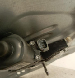 Leve vitre electrique avant gauche HYUNDAI I 30 1 Photo n°3