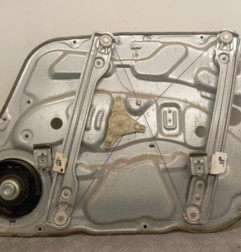 Leve vitre electrique avant gauche HYUNDAI I 30 1 Photo n°4