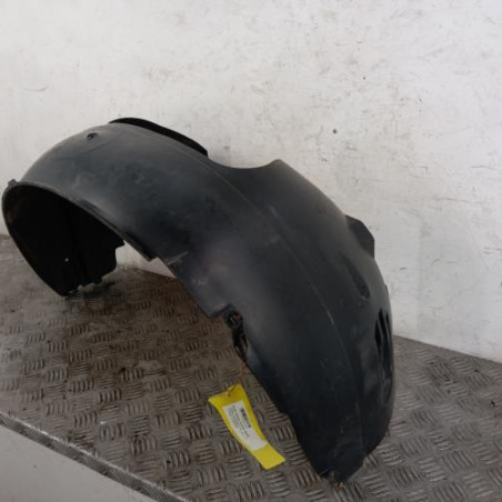 Pare boue avant droit FORD FIESTA 5 Photo n°1