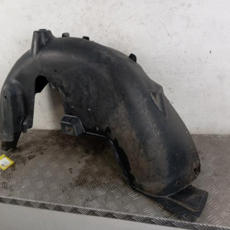 Pare boue arriere droit PEUGEOT 208 1 Photo n°1