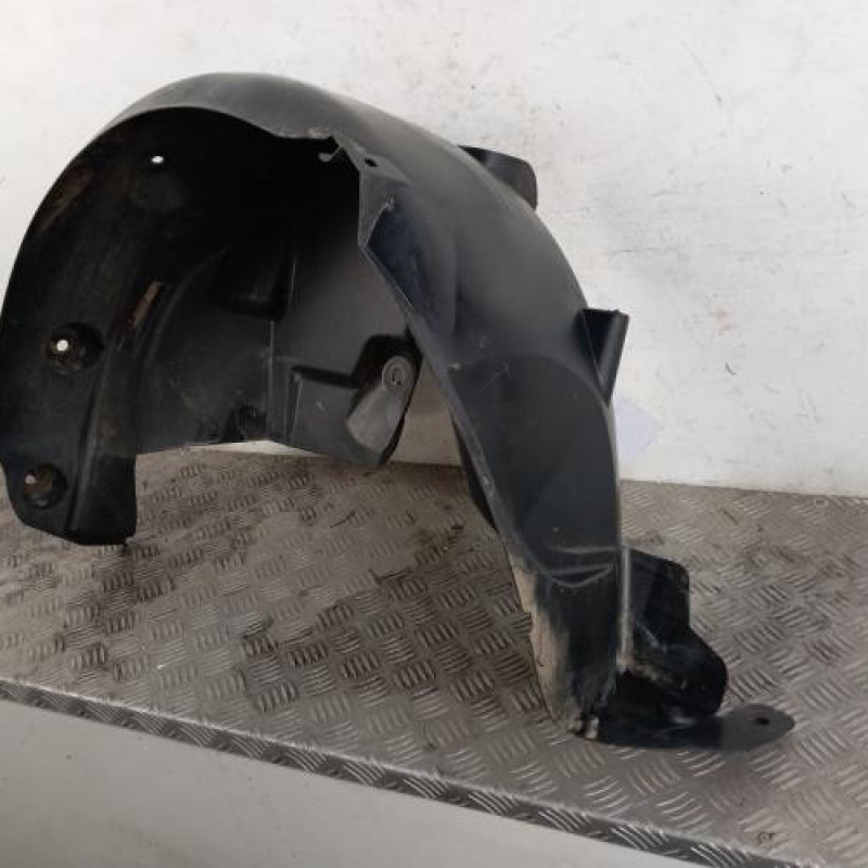 Pare boue arriere gauche RENAULT CLIO 4