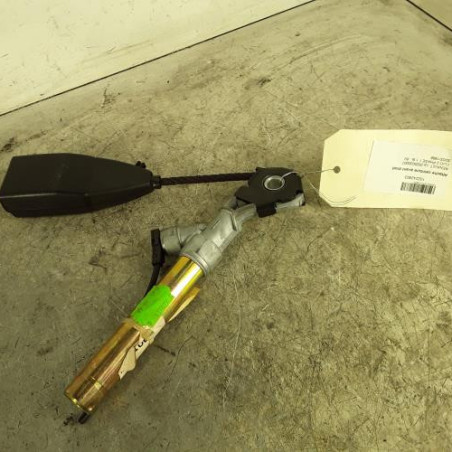 Attache ceinture avant droit RENAULT CLIO 2