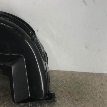 Pare boue arriere droit PEUGEOT 3008 2