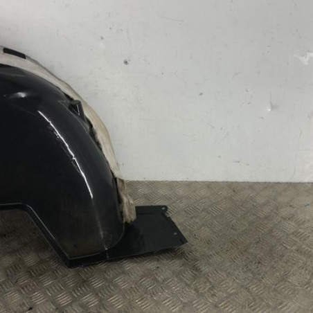 Pare boue arriere droit PEUGEOT 2008 1