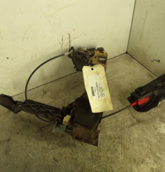 Serrure avant gauche FORD MONDEO 2