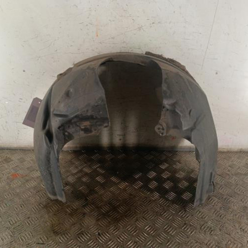 Pare boue avant droit FORD FIESTA 6 Pare boue avant droit FORD FIESTA 6