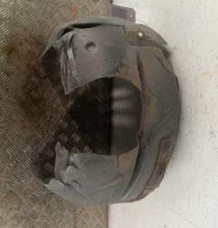 Pare boue avant droit FORD FIESTA 6