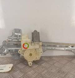 Leve vitre electrique arriere gauche PEUGEOT 308 2 SW Photo n°1