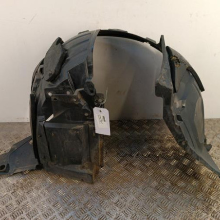 Pare boue avant droit NISSAN QASHQAI 1