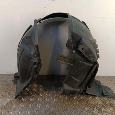 Pare boue avant gauche NISSAN QASHQAI 1
