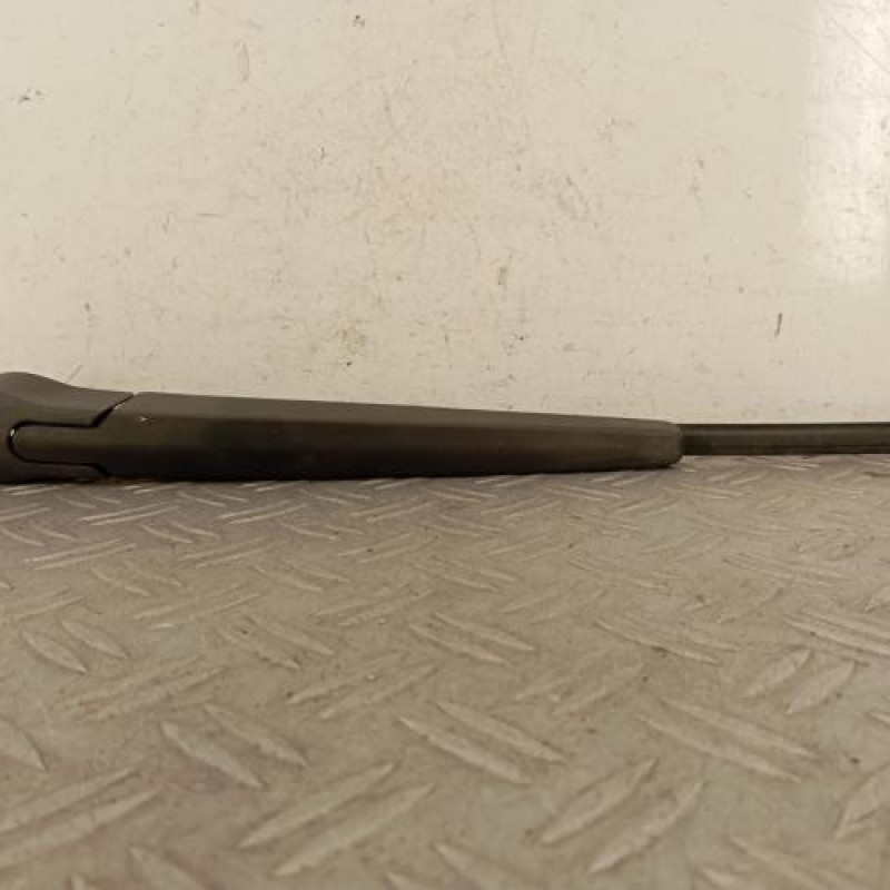 Bras essuie glace arriere BMW SERIE 3 E91 Bras essuie glace arriere BMW SERIE 3 E91