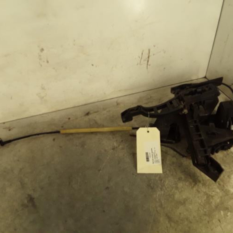 Serrure arriere gauche FORD C-MAX 1 Serrure arriere gauche FORD C-MAX 1