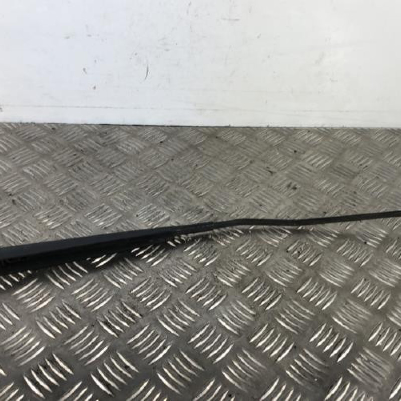 Bras essuie glace avant droit RENAULT CLIO 3