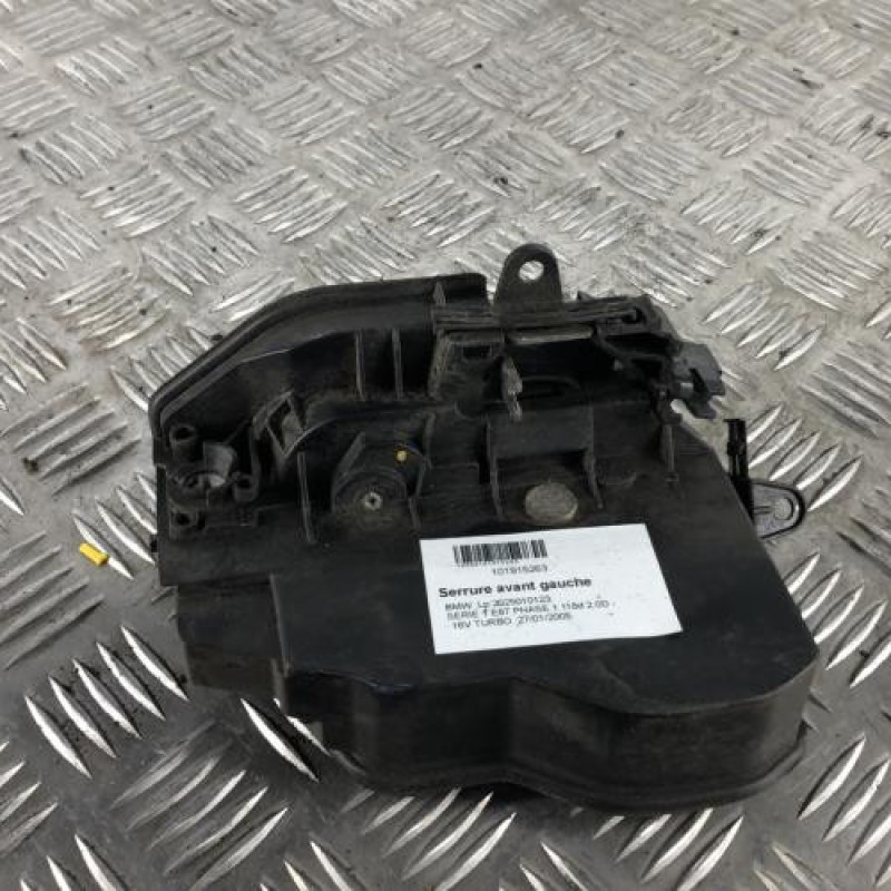 Serrure avant gauche BMW SERIE 1 E87