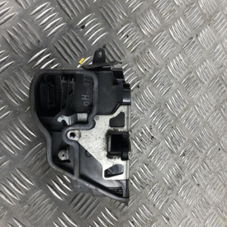 Serrure avant gauche BMW SERIE 1 E87