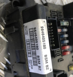 Boitier servitude moteur (BSM) PEUGEOT 206 Photo n°3