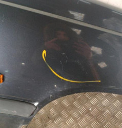 Aile avant droit VOLVO 850