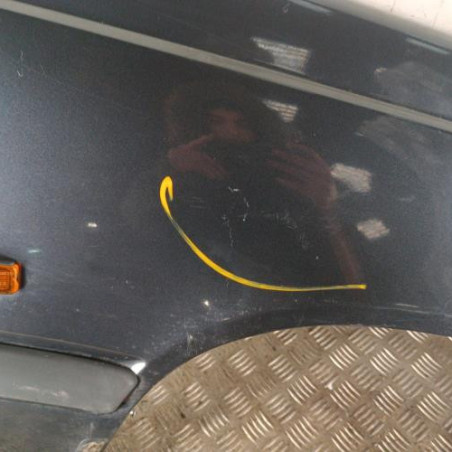 Aile avant droit VOLVO 850