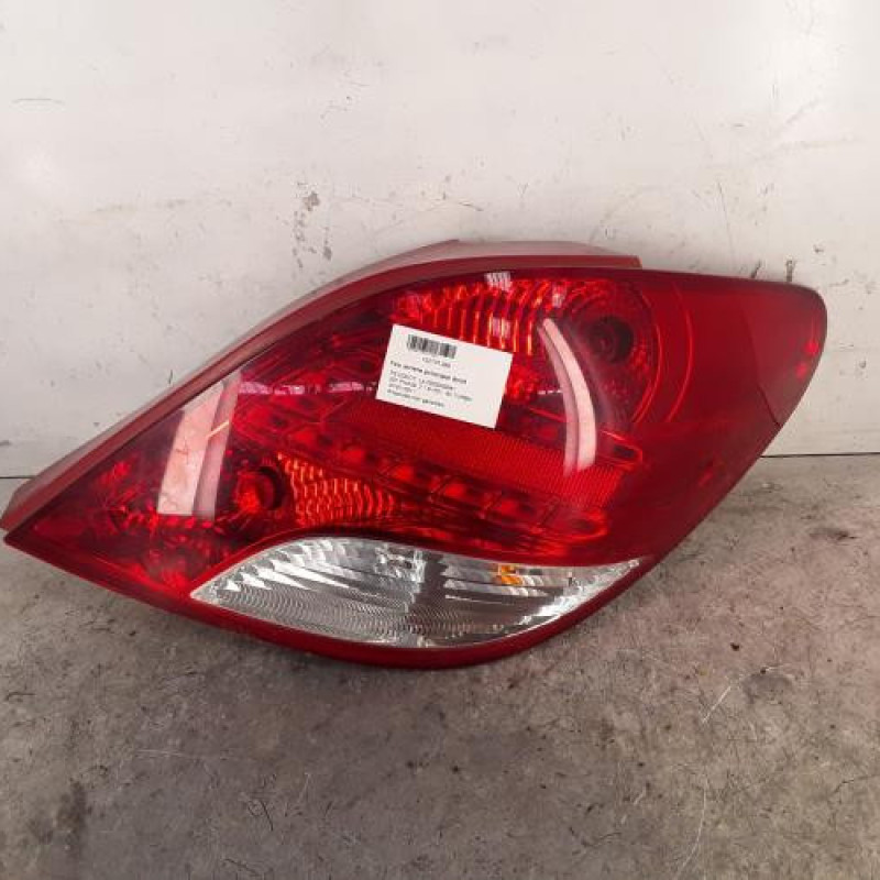 Feu arriere principal droit (feux) PEUGEOT 207 Feu arriere principal droit (feux) PEUGEOT 207