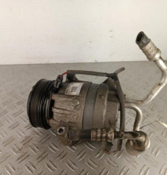 Compresseur clim RENAULT LAGUNA 2 Photo n°1