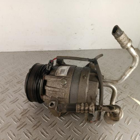 Compresseur clim RENAULT LAGUNA 2 Photo n°1