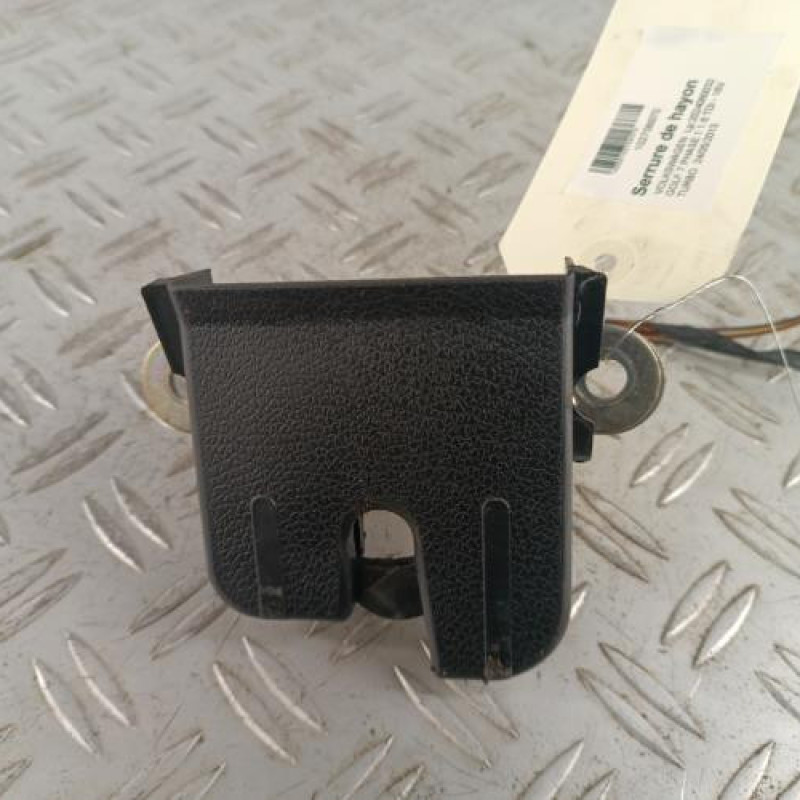 Serrure de hayon VOLKSWAGEN GOLF 7 Serrure de hayon VOLKSWAGEN GOLF 7