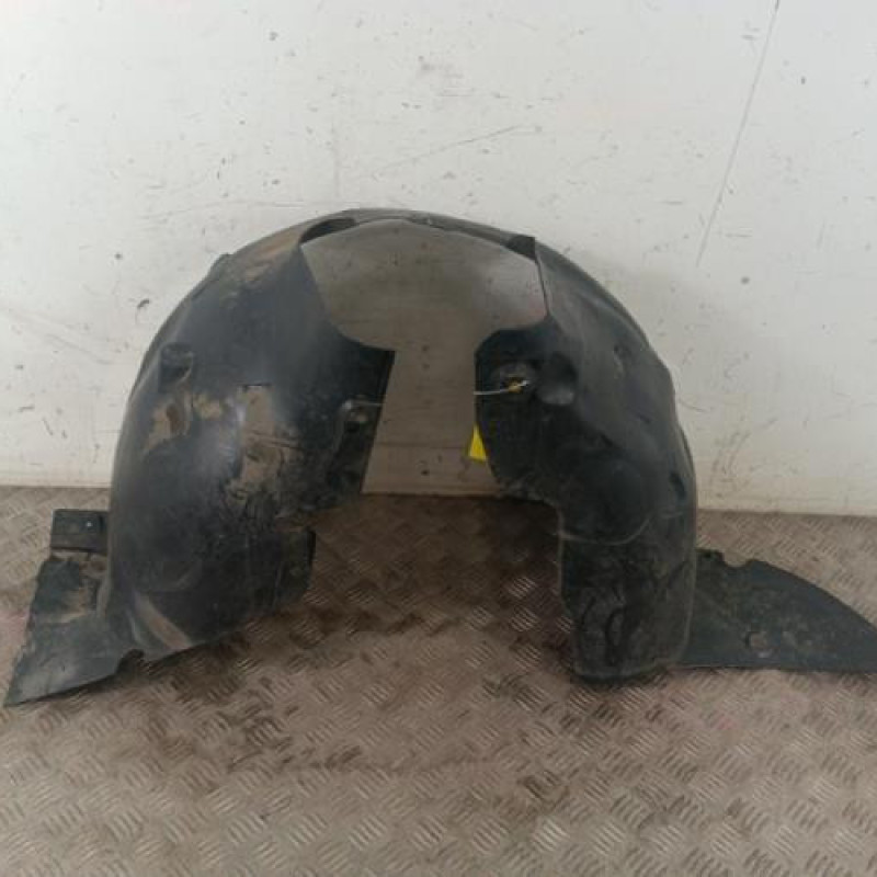 Pare boue avant gauche PEUGEOT 206 Pare boue avant gauche PEUGEOT 206