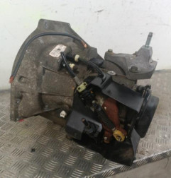 Boite de vitesses FORD FIESTA 5 Photo n°4