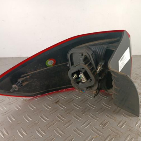 Feu arriere principal droit (feux) FORD C-MAX 2