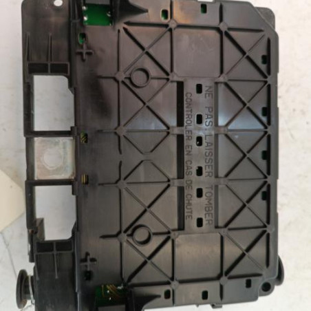 Boitier servitude moteur (BSM) PEUGEOT 206